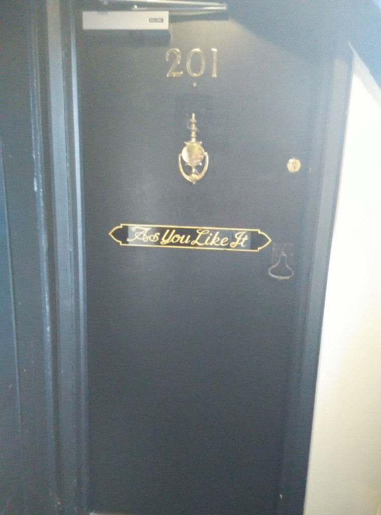 mercure-stratford-upon-avon-door